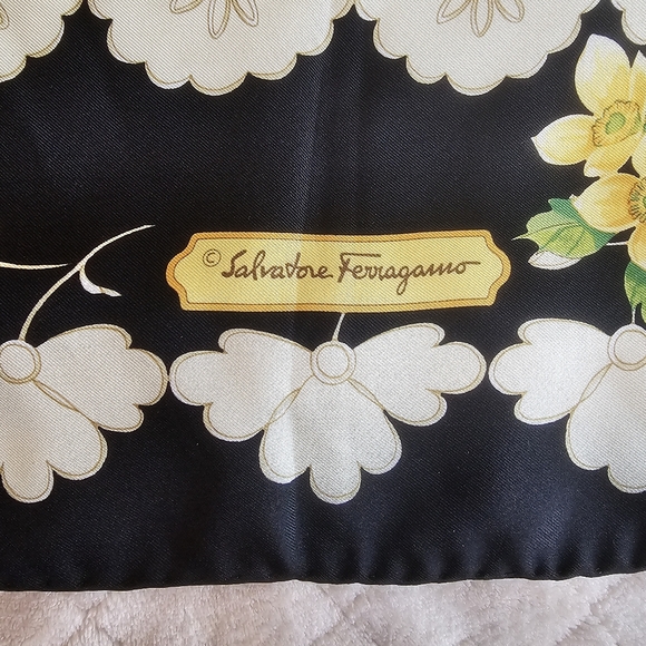 Vintage Salvatore Ferragamo Scarf - Picture 3 of 7